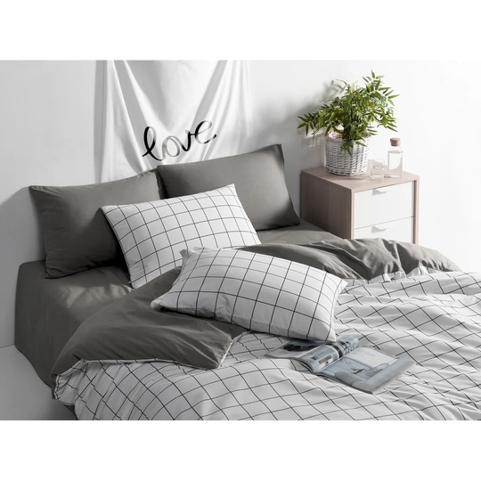 Aveza Duvet Cover Set