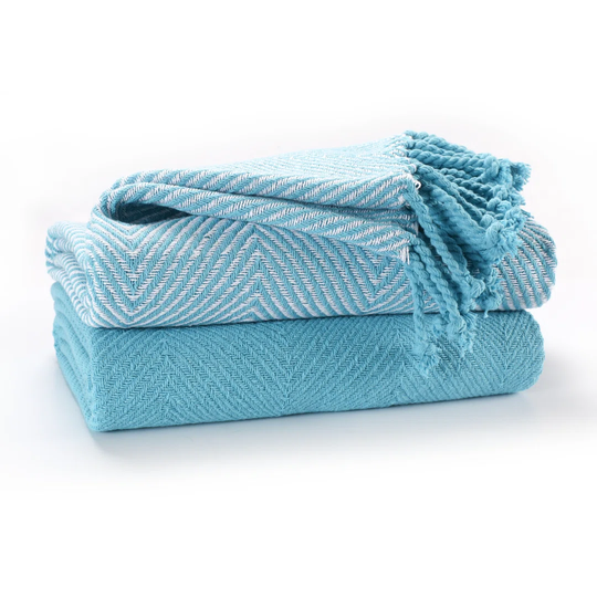 Bohao Throw