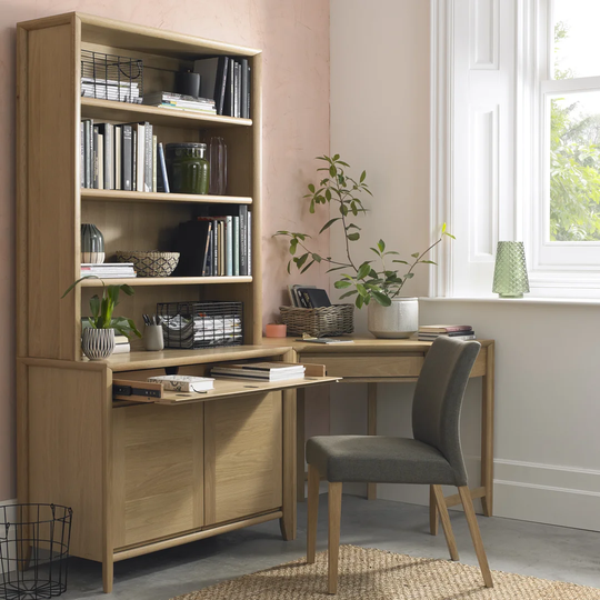 Izzie Highboard