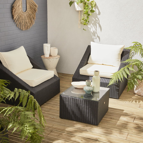 Alice's Garden - 3-piece garden set - Black/Off-white Triangolo - 2 stacking armchairs and 1 coffee table in rattan - Black