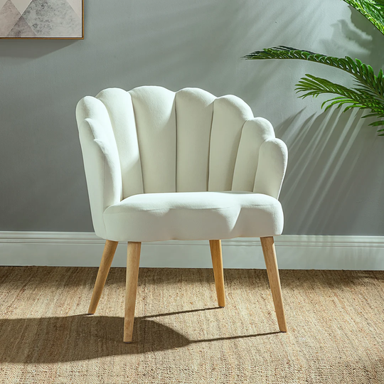 Lilly Armchair