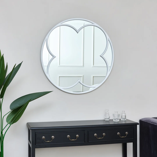 Lakiea Round Metal Framed Wall Mounted Bathroom Mirror in White