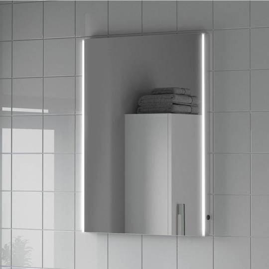 Bathroom led Illuminated Mirror Demister Mains Power Modern IP44 500x700mm - Silver