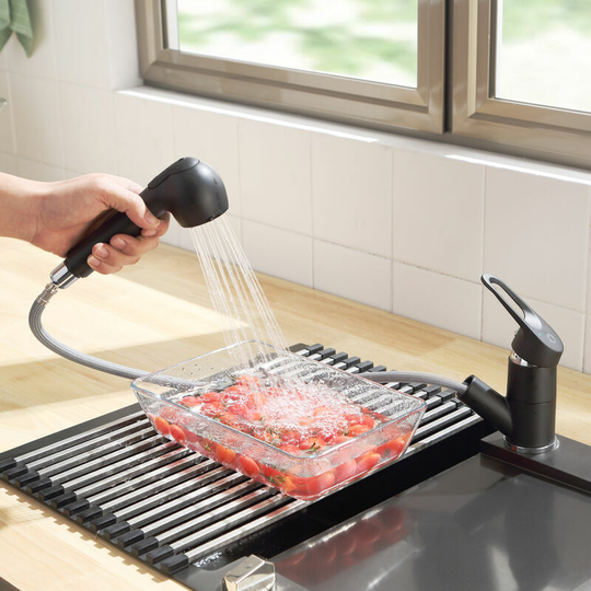 Kitchen Faucet with Pull-Out Spray, 2 Kitchen Mixer Functions, 120° Rotating Kitchen Faucet, Black - Black