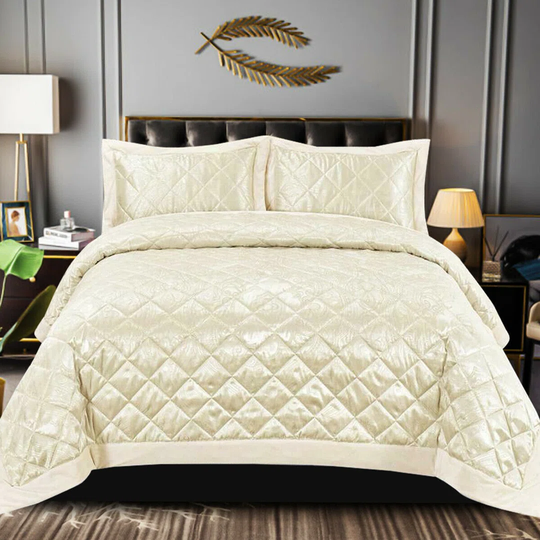 Christos Bedspread Set with 2 Pillows