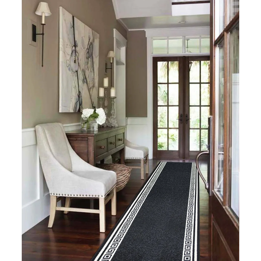 Sonia Hooked Black Rug
