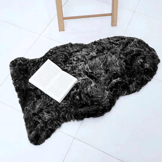 Haan Black Rug
