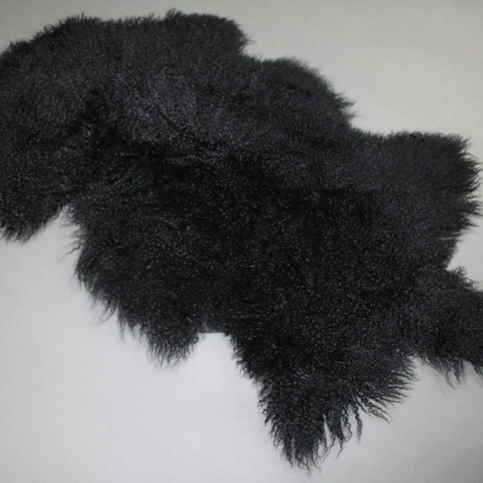 Curly Mongolian Sheepskin Rug Black