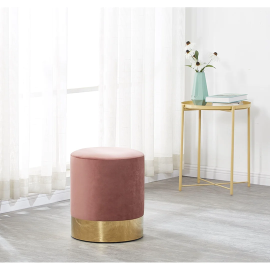 Valeria Pouffe