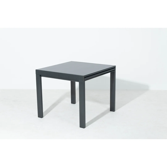 Iro Extendable Aluminium Dining Table