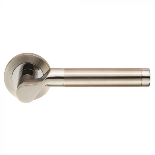 Arti Latch Right Hand Door Handle