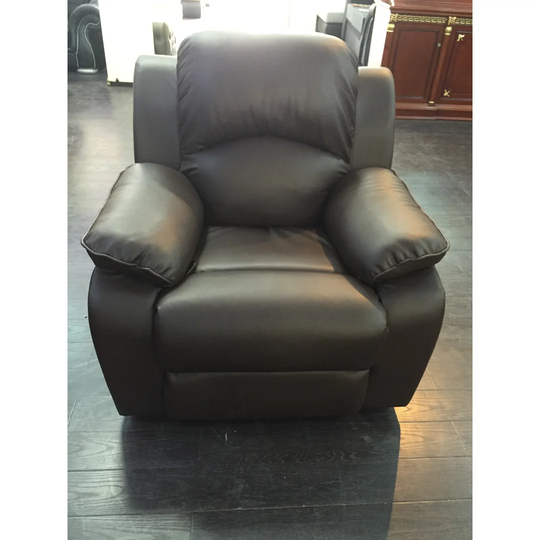 Carisbrooke Armchair