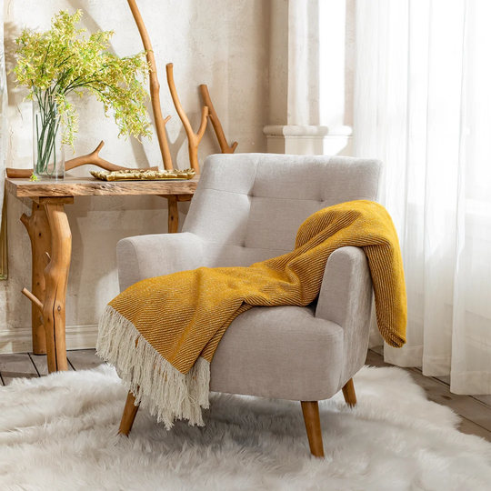Mona Armchair