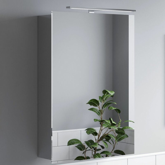 Bathroom Mirror Cabinet led Wall Mounted 700x500mm Mains Powered Shaver Storage - Silver