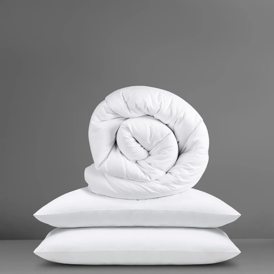 Slumberdown Anti Allergy 4.5 Tog Summer Duvet with 2 Pillows