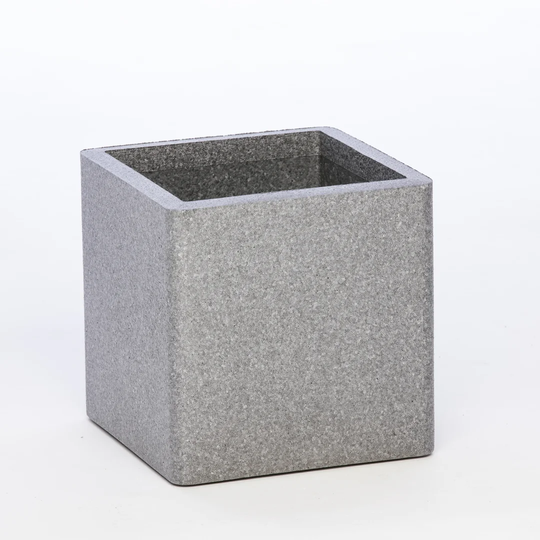 Allyson Plastic Planter Box