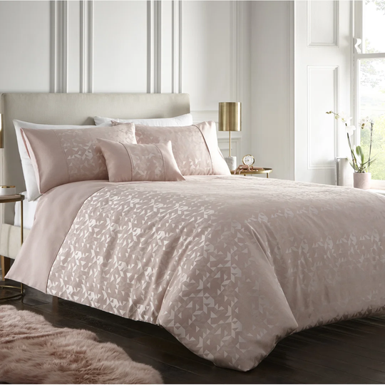 Winon Quilted Geometric Luxury Bedspread
