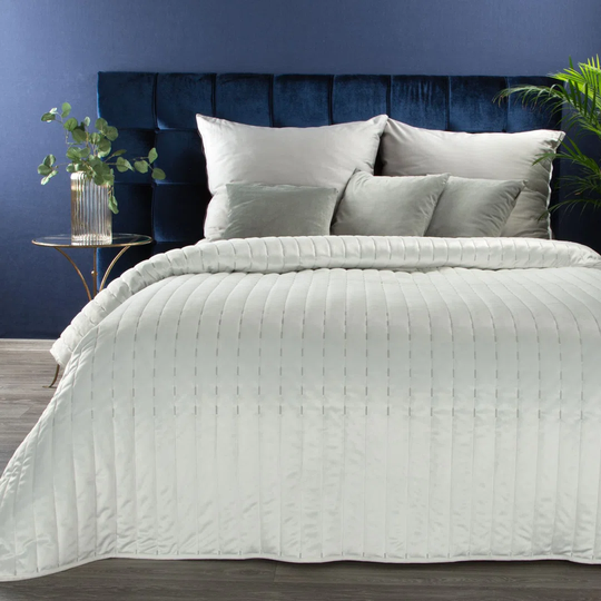 Gamada Bedspread