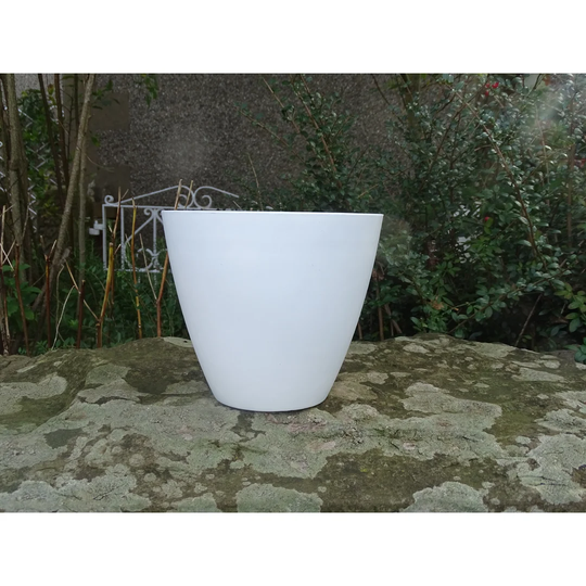 Vanburen Plastic Plant Pot