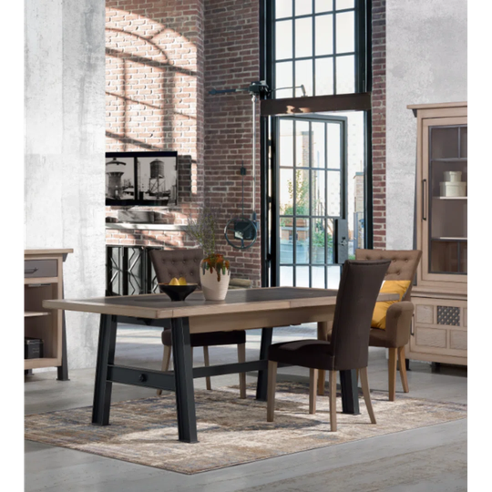 Schutt Extendable Dining Table